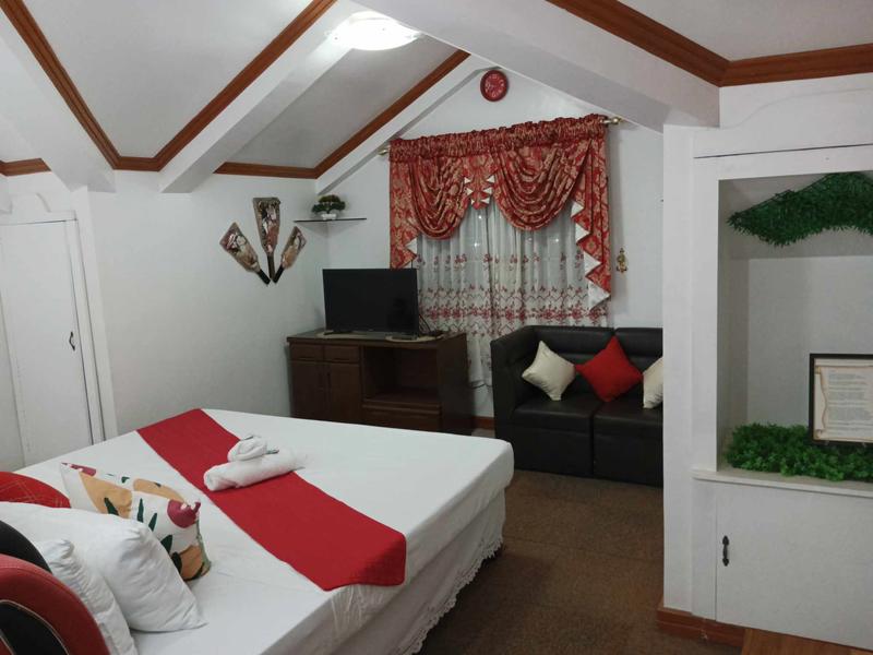 Maur Hotel