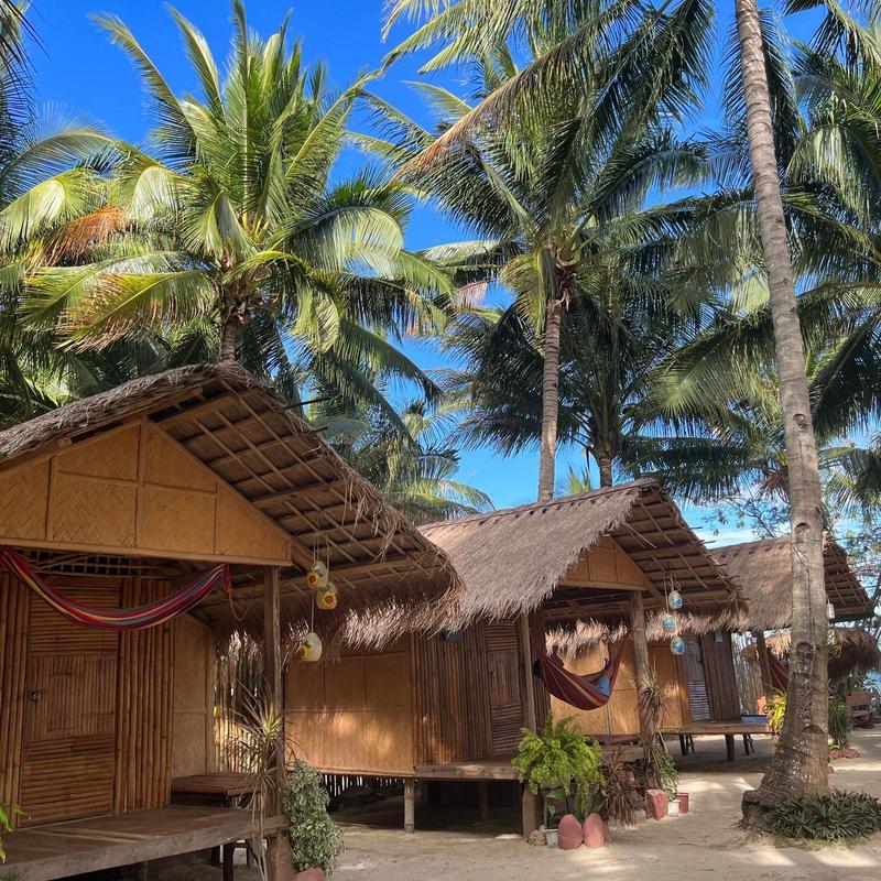 SANJH Island Hotel