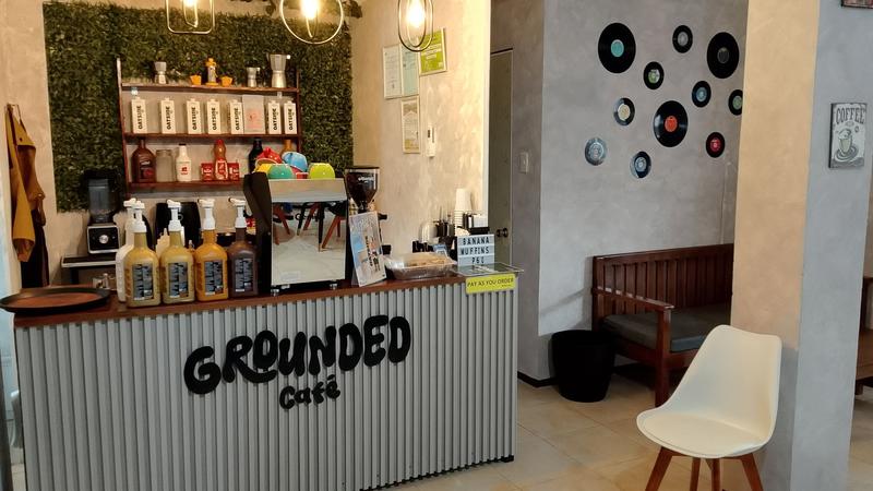 Grounded Café